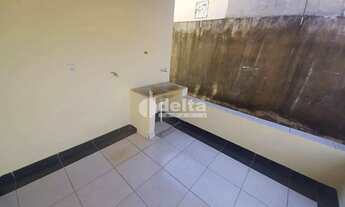 Imagem 6: Casa residencial com 2 quartos, disponível para locação no bairro Jardim Europa em Uberlân