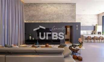 Imagem 4: Plateau d'Or Privilege - Casa de Condomínio 4 quartos, sendo 4 suítes