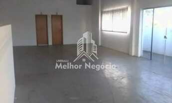 Imagem 5: Galpão / Barracão à venda com 02 salões comerciais e 01 casa nos fundos, no bairro Cidade