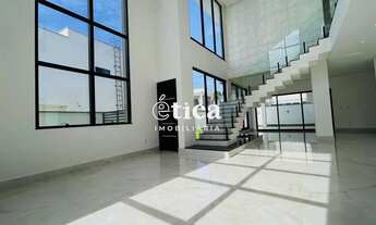 Imagem 3: Casa no Alphaville com 360 m², 4 quartos sendo 3 suítes e 1 semi