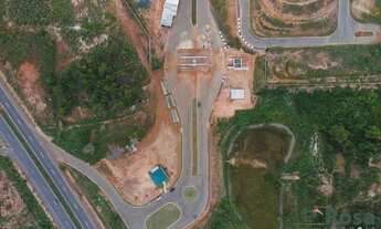 Imagem 6: TERRENO NA AV. MÁRIO ANDREAZA, NO CONDOMÍNIO VERANA VÁRZEA GRANDE