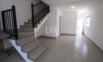 Imagem: Casa Geminada à venda, 3 quartos, 2 suítes