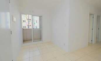 Imagem 5: Apartamento de 2 dormitórios disponível para aluguel no bairro Areal em Pelotas RS, com bo