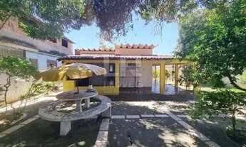 Imagem: Casa Independente com quintal amplo à passos