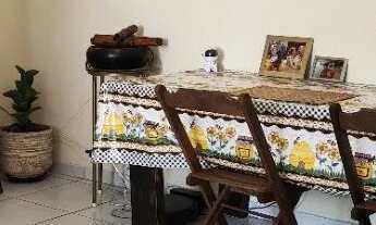 Imagem 4: Quarto amplo para mulher em Coqueiros - R$ 1.500 tudo incluso - condomínio fechado