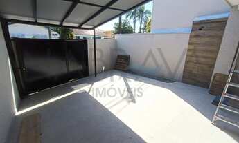 Imagem 3: Sobrado para Venda em Matinhos, Centro, 3 dormitórios, 1 suíte, 1 banheiro, 2 vagas