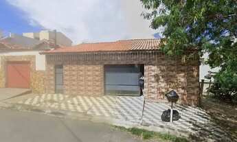 Imagem: Casa em Leilão - Conjunto Habitacional