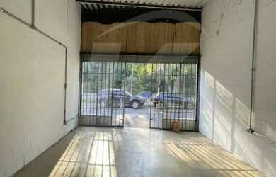 Imagem 2: Salão comercial no Horto Florestal