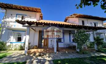 Imagem 5: Casa para aluguel no Centro de Búzios. Com 5 suítes, comporta até 12 pessoas