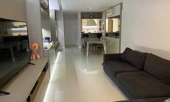 Imagem 4: Excelente apto semi novo com 151 m2 de área privativa, semi mobiliado, com área de lazer