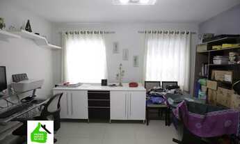 Imagem 7: Sobrado 04 Dormitórios + 02 Suítes + Incrível Varanda c/ Churrasqueira + 02 Vagas Garagem