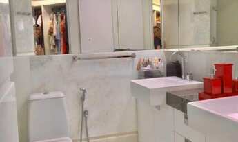 Imagem 7: Apartamento para venda possui 224 metros quadrados