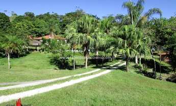 Imagem 3: Fabio Paes Imóveis - Sítio / Haras a venda de luxo com 33.200 m² com 10 baias