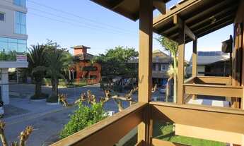 Imagem 3: Aluguel de Temporada - Aconchegante casa com 03 suítes 30mts praia Mariscal - Bombinhas SC