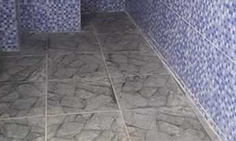 Imagem: Quartos com banheiro, cozinha pequena e