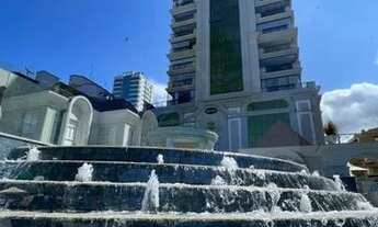 Imagem 2: Belíssimo 4 Suítes, Prédio frente Mar de LUXO, Mobiliado e Decorado na Meia Praia