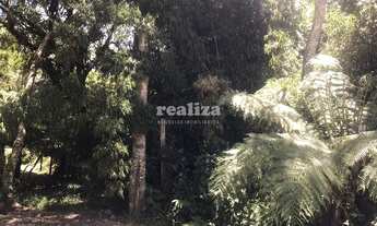 Imagem: TERRENO NO ALPES VERDES