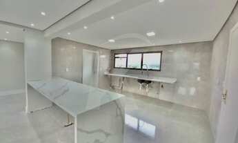 Imagem 2: Aluga-se Apartamento reformado com material de altíssimo padrão! 4 Quartos, 2 Vagas, Treme