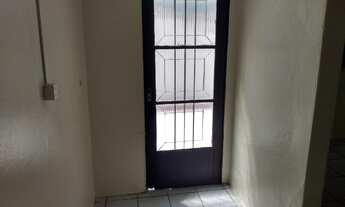 Imagem 6: Casa de fundos Casa com 1 dormitório