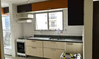 Imagem 2: Apartamento na Rua Casa do Ator, com 2 dormitórios, , sacada, 1 vaga de garagem