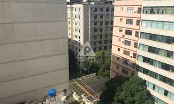 Imagem 4: Copacabana - 3 quartos com dependência e vaga em ótima localização