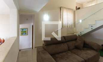 Imagem 7: Casa para Aluguel - Jardim Interlagos, 3 Quartos, 224 m2