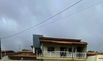 Imagem 2: Casa com 3 Suítes á Venda na Morada das Árvores
