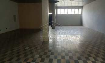 Imagem 6: Prédio comercial no centro da cidade - 4 andares