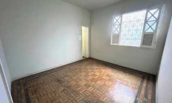 Imagem 6: Aluga Casa em Bento Ferreira com 500m² de Terreno e 280m² Construídos - R$ 18.000,00