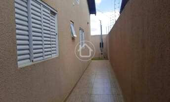 Imagem 5: IMÓVEL COM SUITE