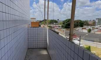 Imagem: Na principal do Geisel, ao lado do posto