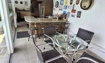 Imagem 3: Mansão 450m² Semi Mobiliada c/ 4 Qts sendo 2 Suítes no Condominio Greenwood Park