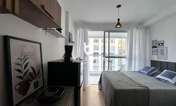 Imagem 2: STUDIO MOBILIADO COM VARANDA PARA LOCAÇÃO NO CENTRO DE CURITIBA