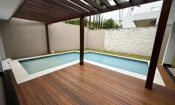 Imagem 5: Sobrado 4 suítes no Portal do Sol 1