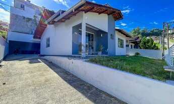 Imagem: Casa semi mobiliada com 2 quartos no bairro