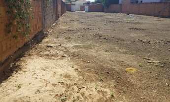 Imagem 4: Lote no centro de Januária-MG