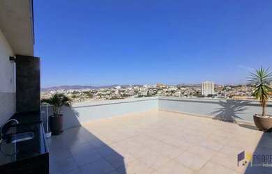 Imagem 2: Cobertura à venda em Santa Cruz Industrial Excelente apartamento! Andar inferior: - 3 quar