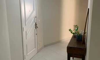 Imagem 2: Apartamento com 4 dormitórios à venda por R$ 650.000,00 - Vila Itapura - Campinas/SP