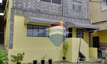 Imagem: Maravilhosa Casa com 4 Quartos e Piscina!