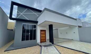 Imagem 2: Casa lindissima com auto padrão de acabamento com 3 Suítes na 505 Sul próx aos bombeiros