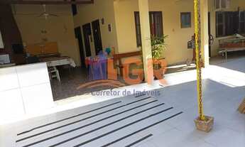 Imagem 5: Casa para Venda em Itapoá, Balneário Princesa do Mar, 5 dormitórios, 2 suítes, 4 banheiros