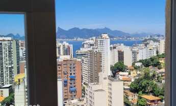 Imagem 7: Asset imóveis vende cobertuta de 3 quartos com reforma de arquiteto em Icaraí, por R$ 950