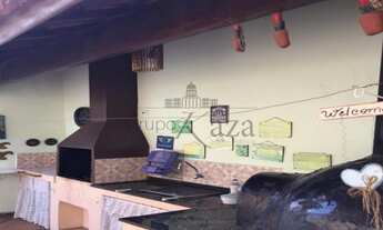 Imagem 6: Espetacular Casa de condomínio com 3 dormitórios à Venda em Condomínio Jardim Coleginho, J