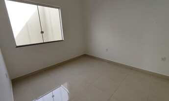 Imagem 3: Casa para venda tem 66 metros quadrados com 3 quartos em Novo Centro - Santa Luzia - MG