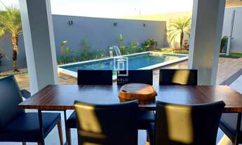 Imagem 7: Amplo Sobrado Recém Construído