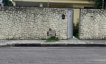 Imagem: Casa com 500m2, 4 suítes, 10 vagas, próximo