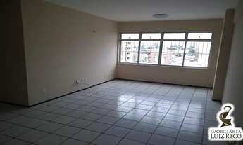 Imagem 2: AP1492 - Vende apartamento no bairro de Fátima com 2 quartos e 1 suíte