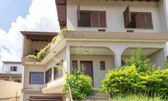 Imagem 2: Casa para Venda - 460m², 4 dormitórios, sendo 1 suites, 4 vagas - Cristal