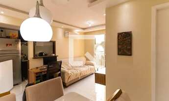 Imagem 2: Apartamento para Aluguel - Irajá, 2 Quartos, 45 m2