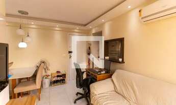 Imagem 3: Apartamento para Aluguel - Irajá, 2 Quartos, 45 m2